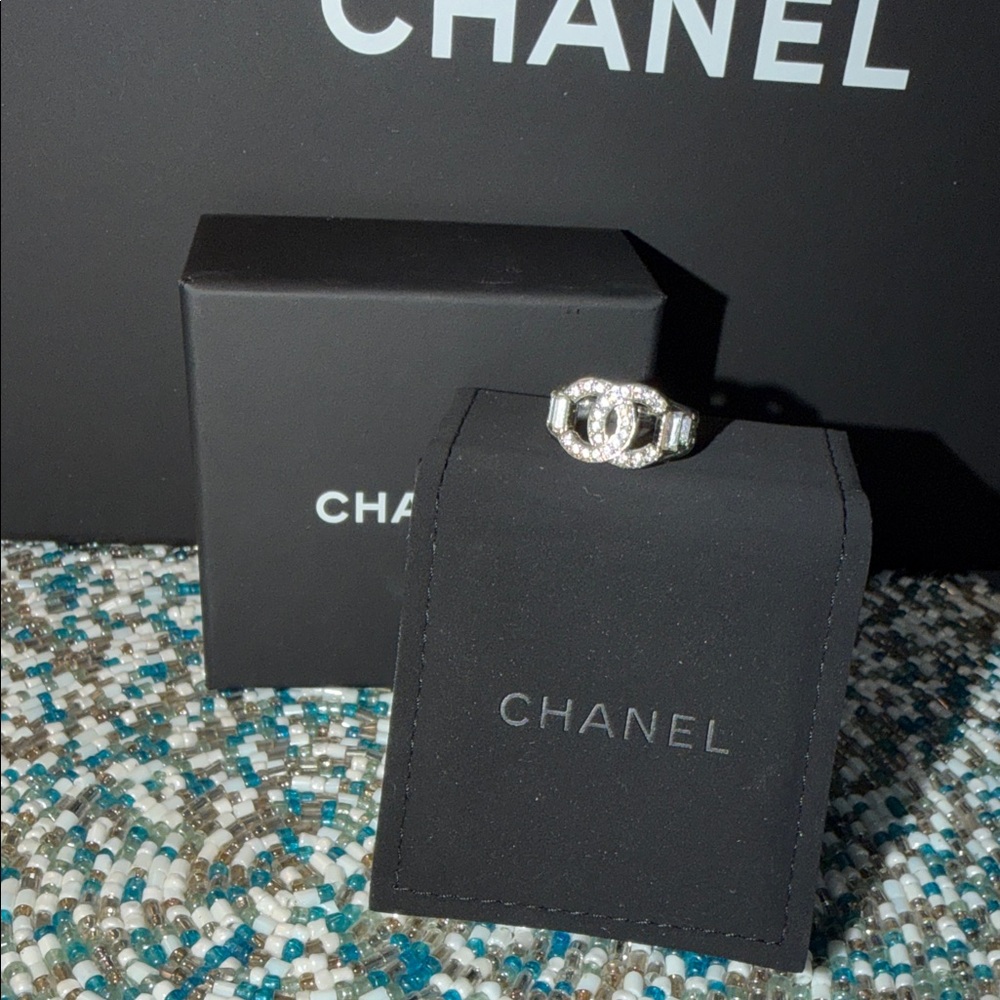CHANEL Silver Crystal CC Logo Ring